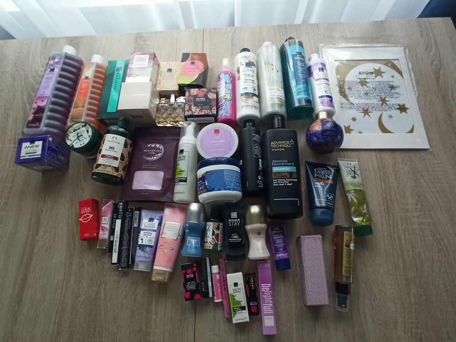 Ogromny Zestaw Kosmetyków AVON i The Body Shop - 48 sztuk - NOWE