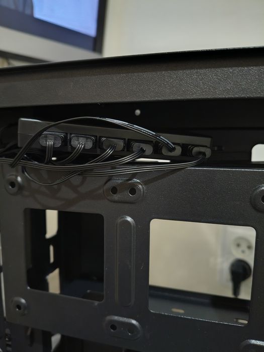 Корпус ПК Vinga Astra + куллери