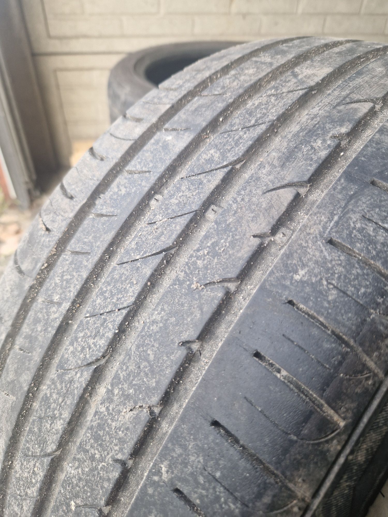 Dwie opony letnie 225/45/17 Hankook Ventus Prime 2