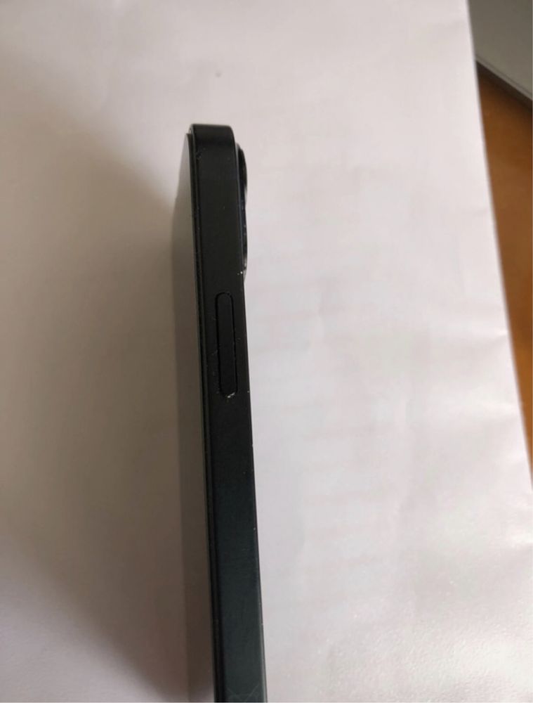 Iphone 13 mini novo
