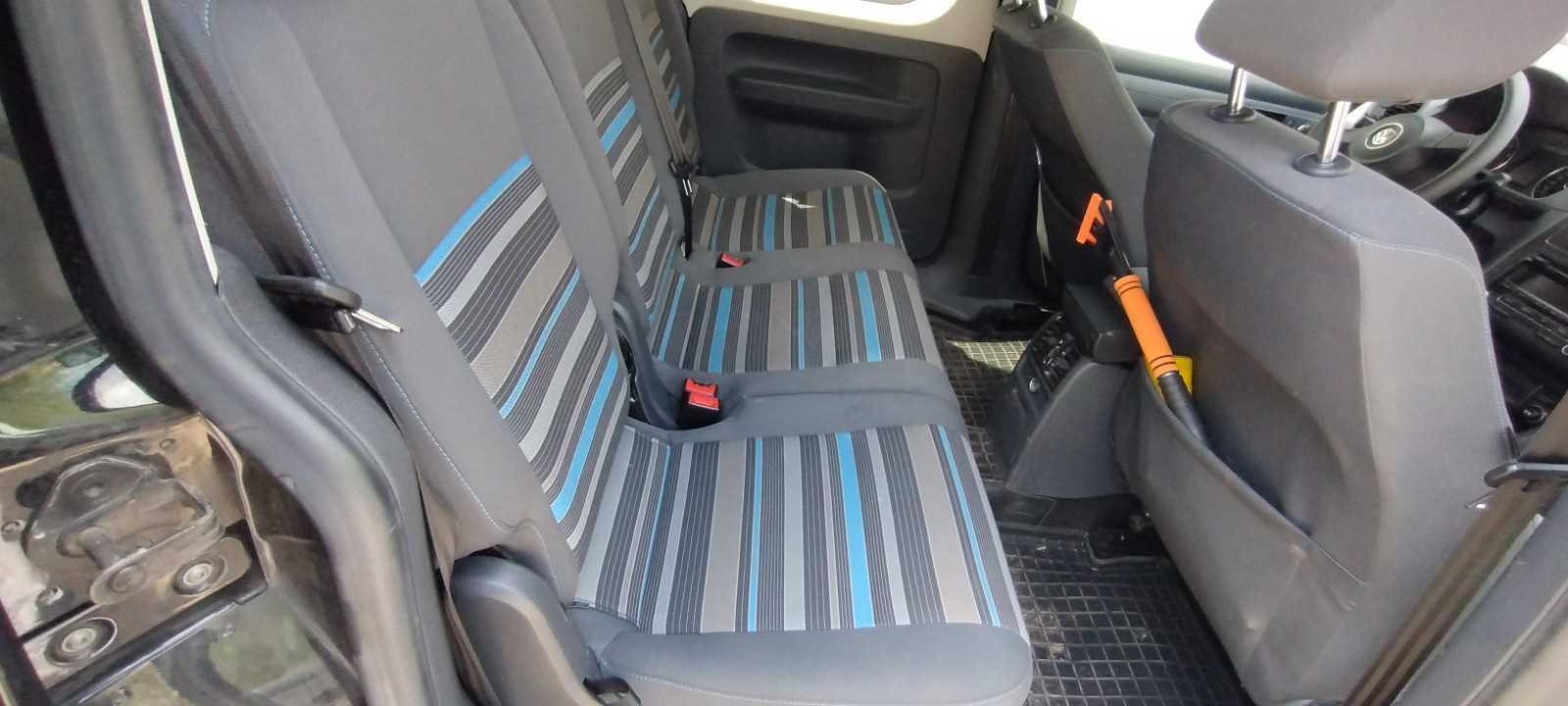 Volkswagen Caddy 2012 року