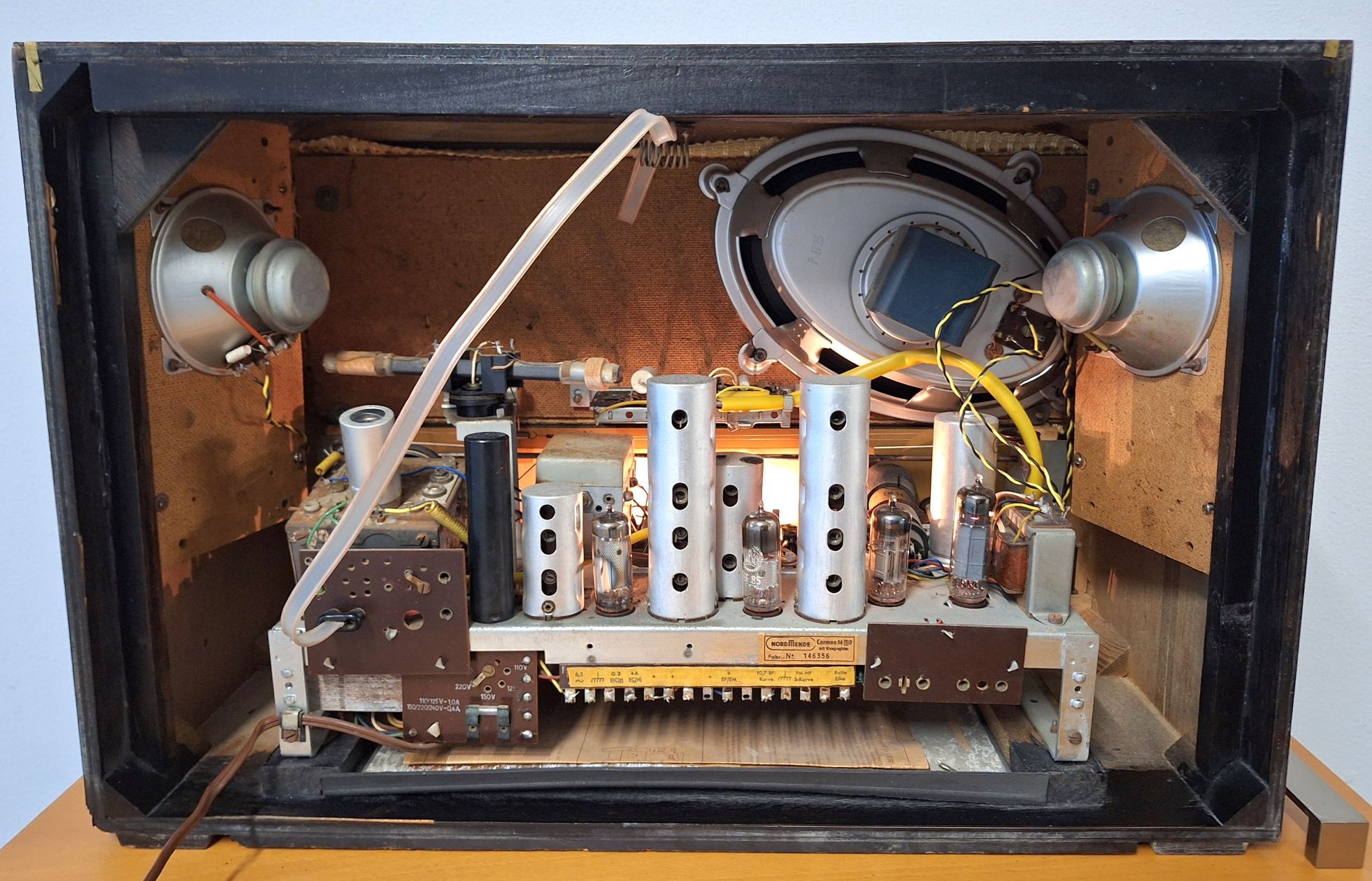 Rádio Nordmende Carmen 56 3D