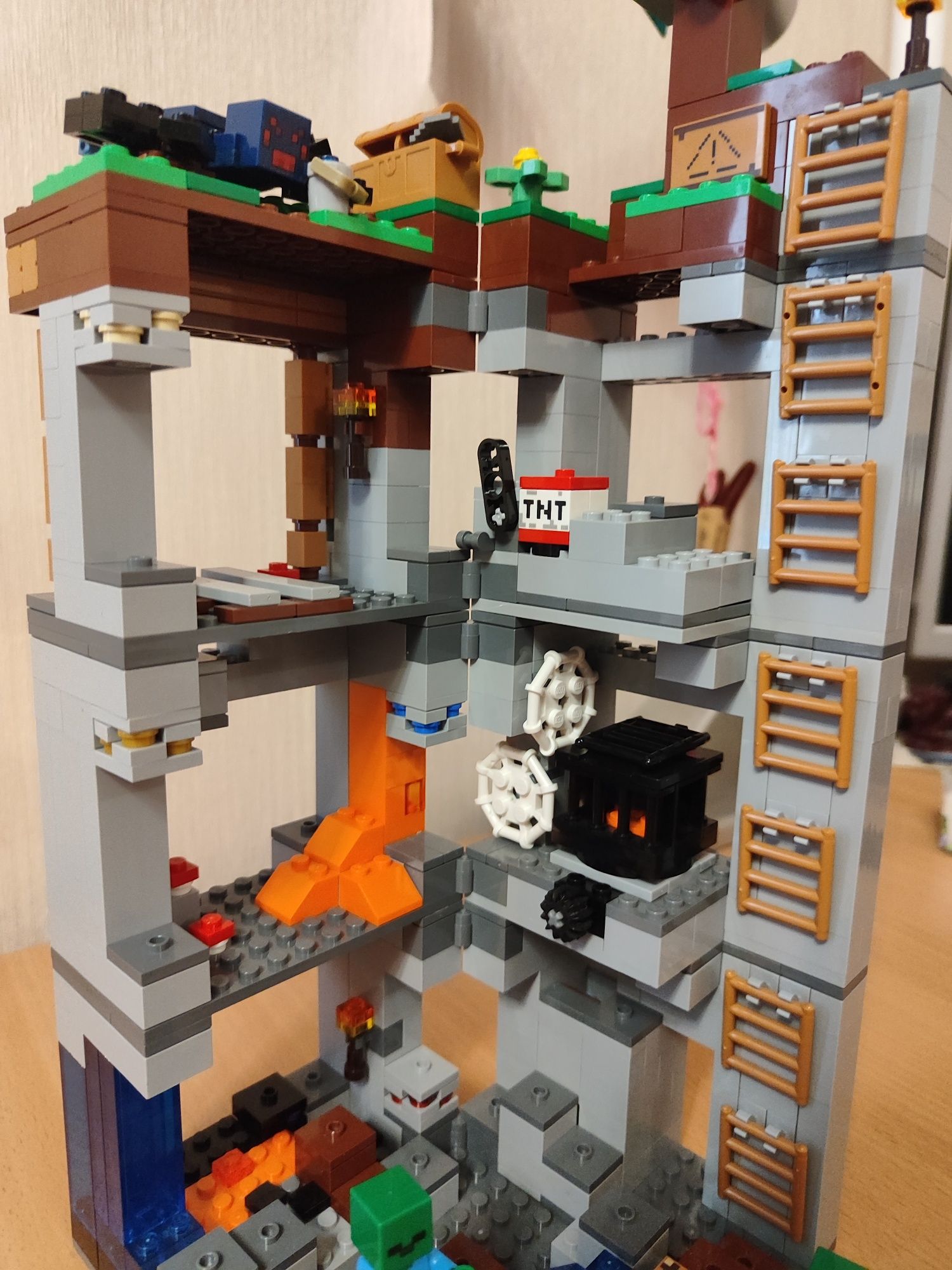 Конструктор Лего Майнкрафт 3 в 1 Lego 21147