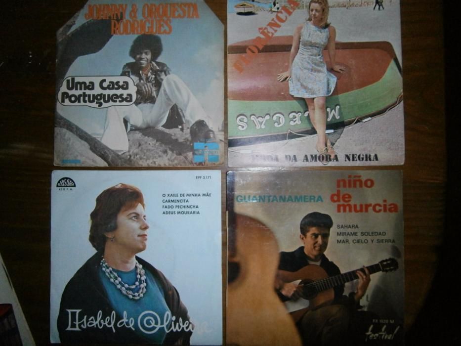 Música portuguesa variada.