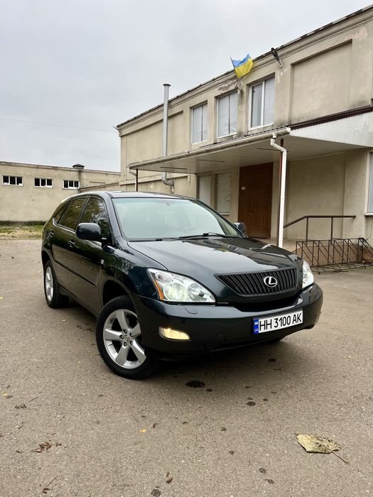 Продам LEXUS RX300 3л.Бензин Полный привод!