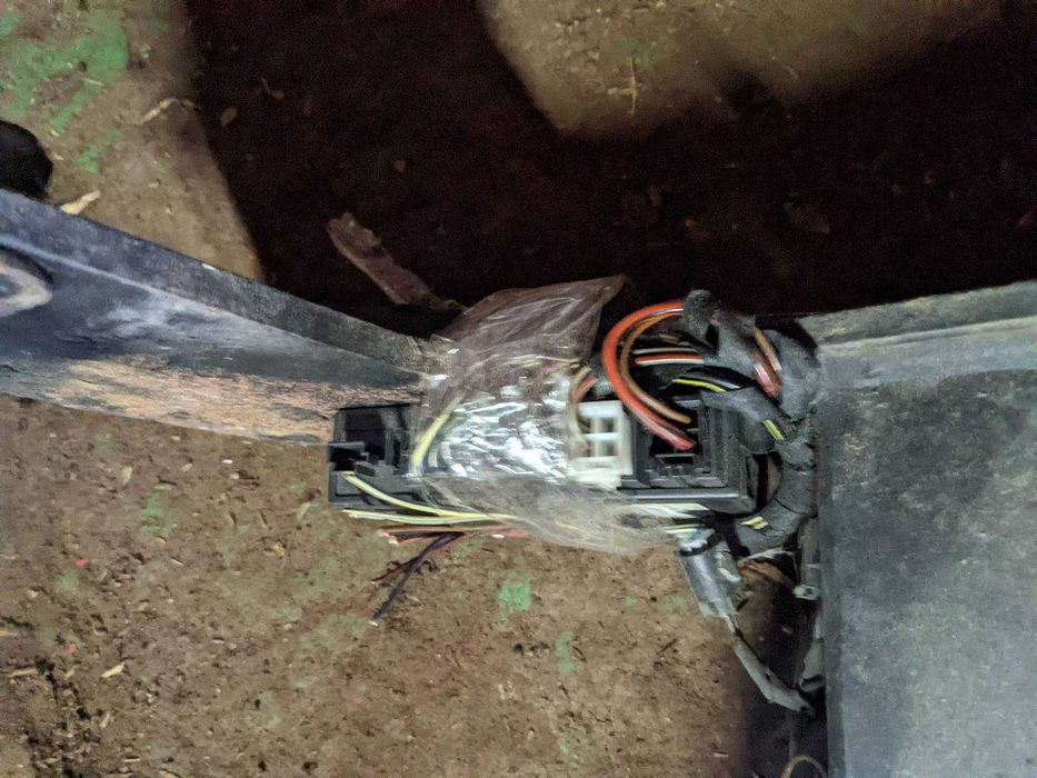 Фаркопи оригінальні на Мерседес Спринтер 903, 906, з підніжкою