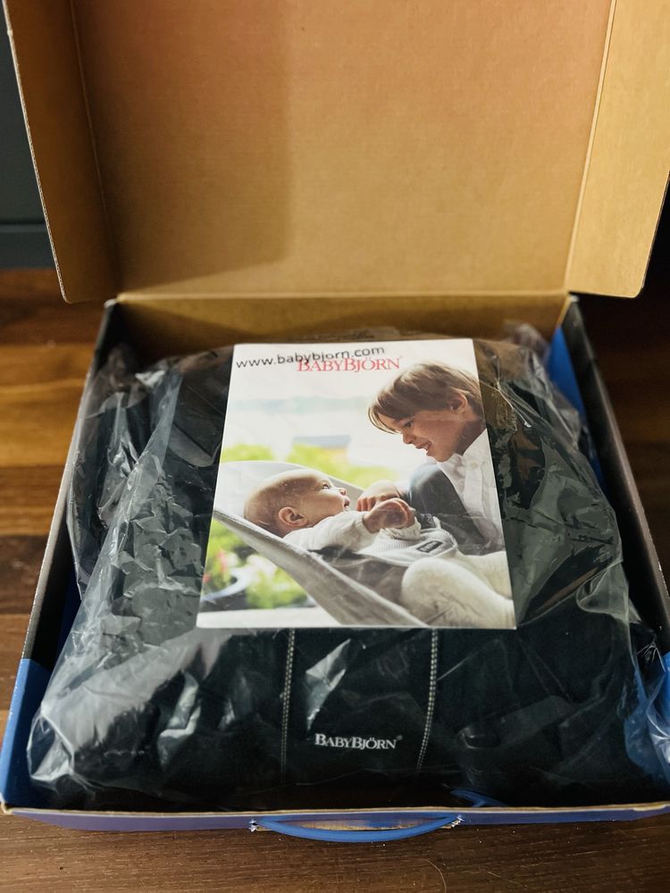 Nosidełko ergonomiczne niemowlęce Babybjorn ONE czarne