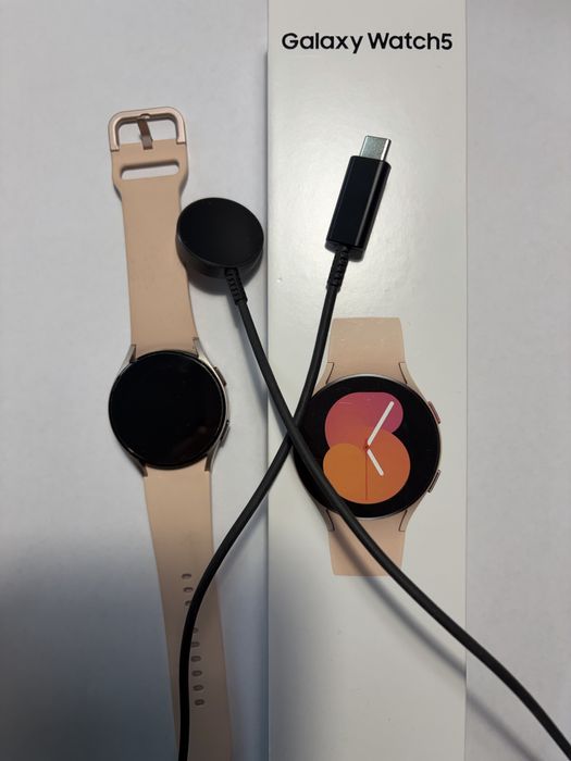 Самсунг Samsung Galaxy Watch 5