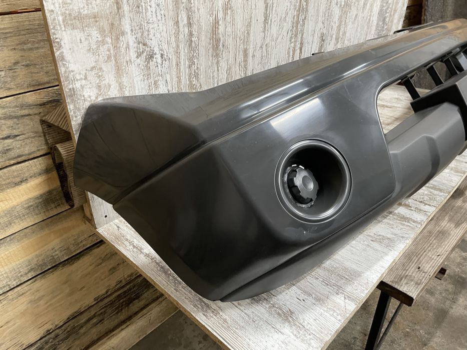 Новий передній бампер Nissan Navara D40 Нісан Навара Д40 Передний