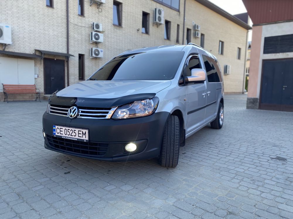 Volkswagen Caddy 2011