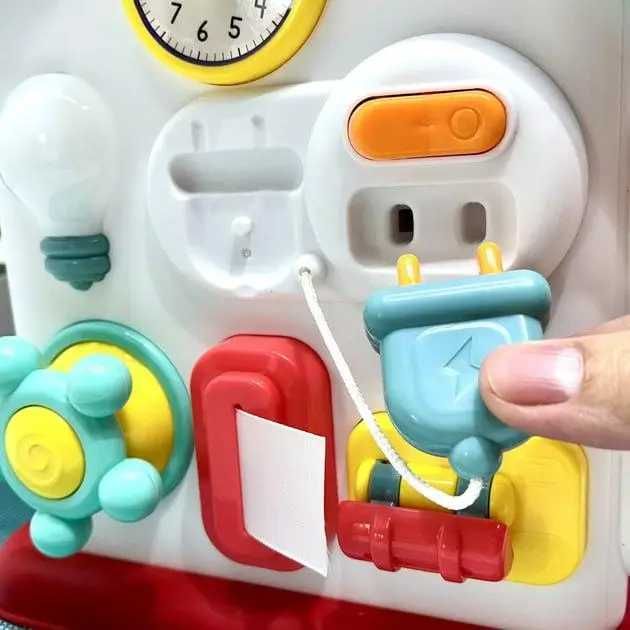 Ігровий центр WToys Будинок бізіборд казки укр мова (62638) Розд/Дроп