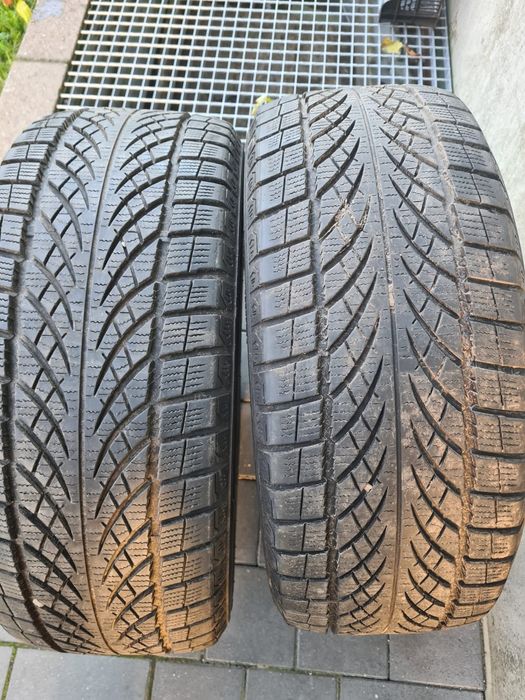 Opony zimowe 17, dwie sztuki 215 x 55 x 17,  7mm 2022rok