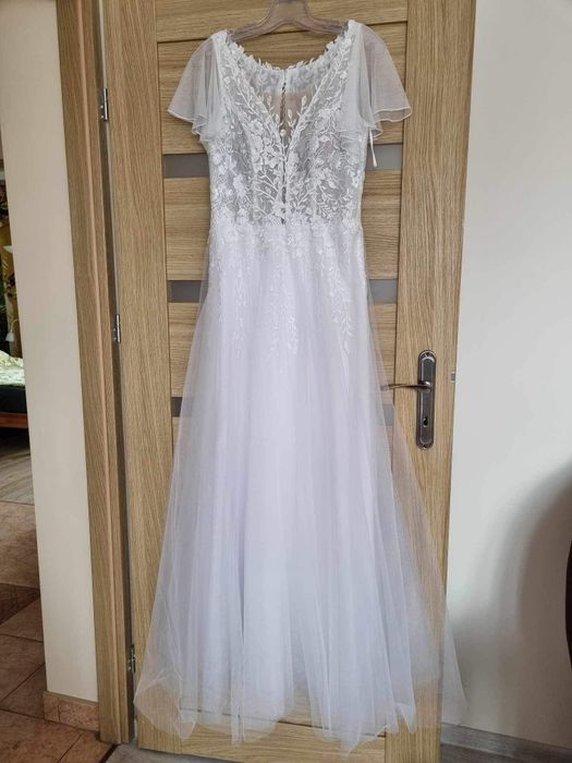 Suknia ślubna biała