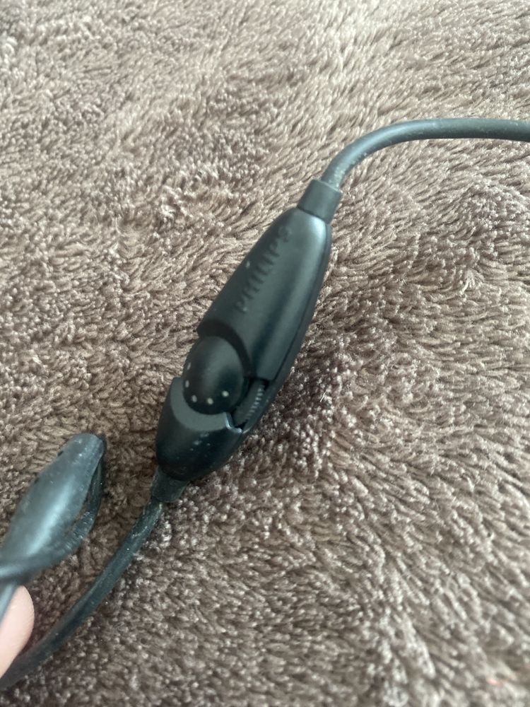 Przewodowe słuchawki telewizyjne SHP1800 Philips przewód 6m