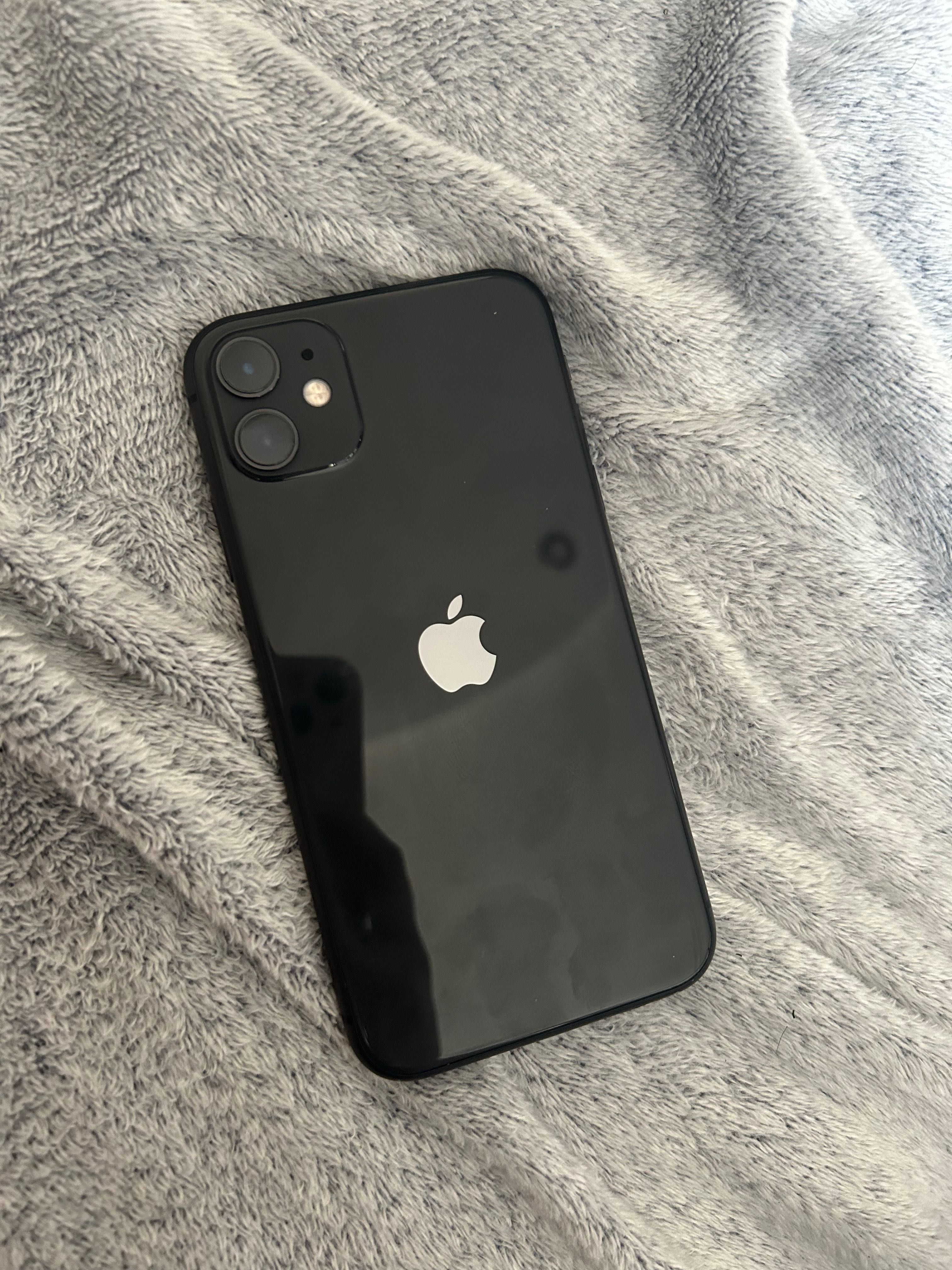 IPhone 11 black 128gb