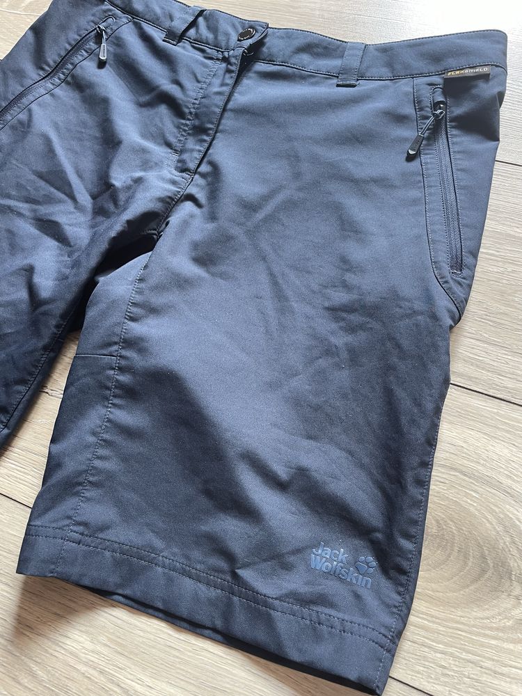 Шорти jack wolfskin
