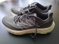 New Balance Fresh Foam X Vongo v6 MVNGO – szare 41,5 (26 cm)