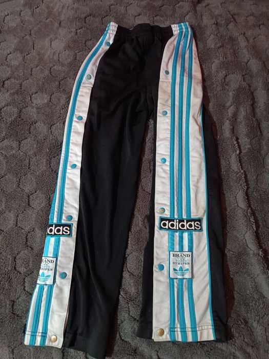 Продам штани Adibreak