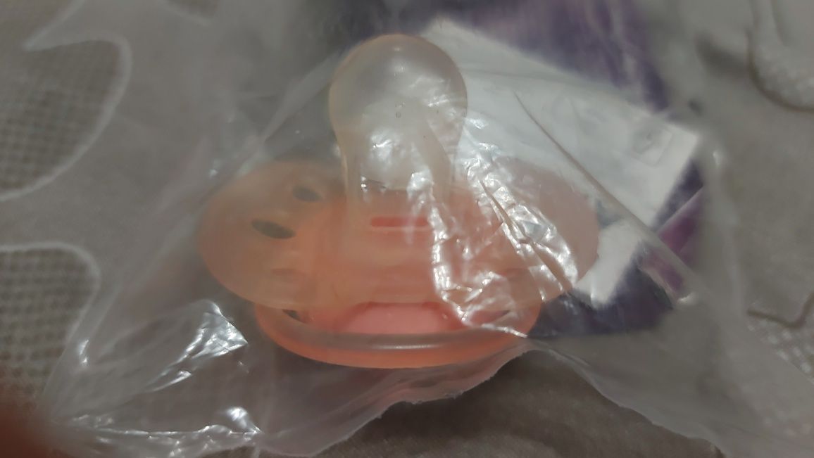 Соска Avent 0-6 місяців