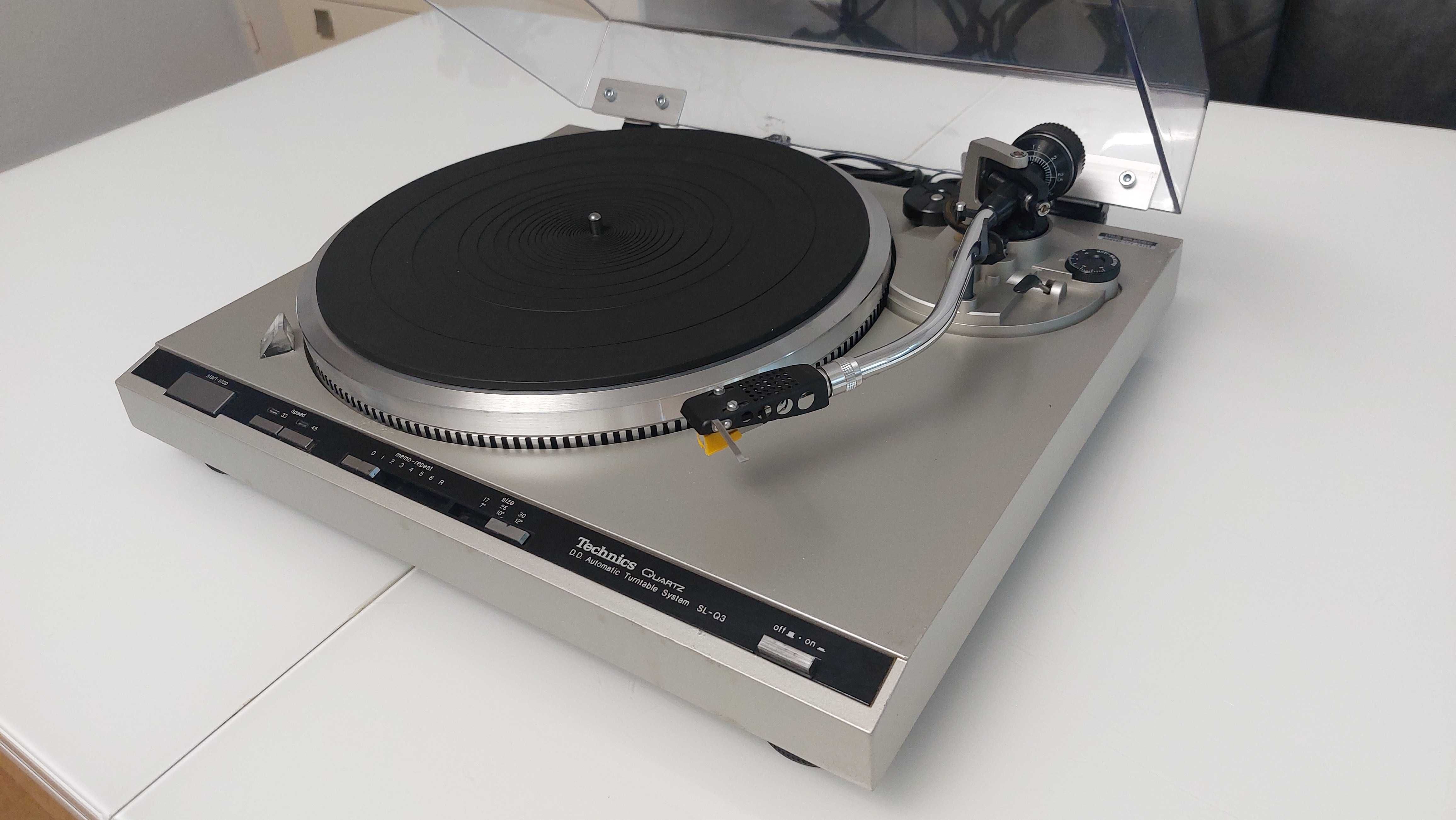 Автоматический проигрыватель винила топ класса TECHNICS SL-Q3 QUARTZ