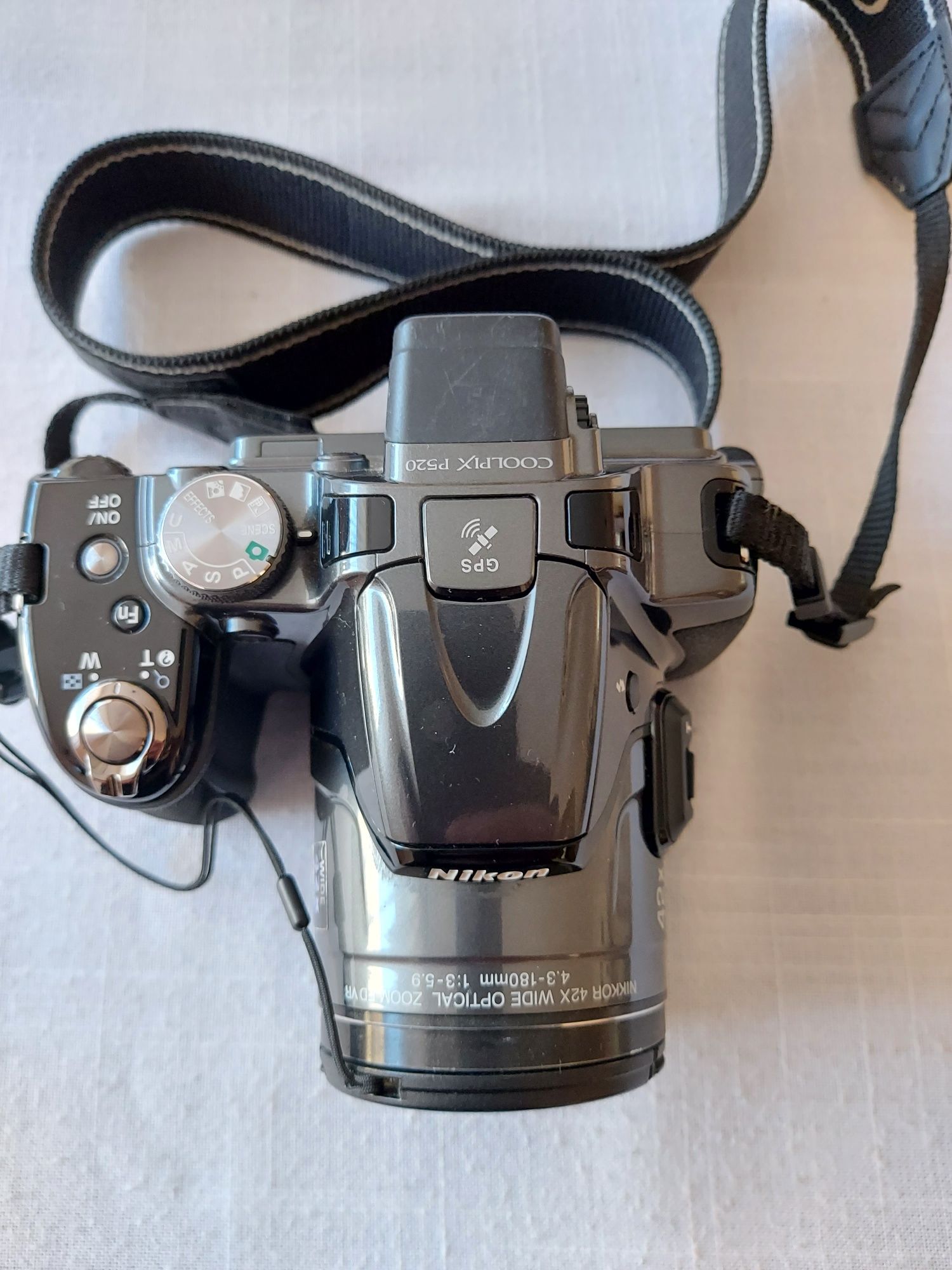 Aparat fotograficzny Nikon Coolpix P520