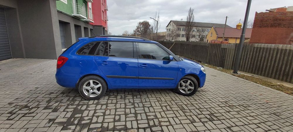Skoda Fabia 1.6  Газ. Бензин