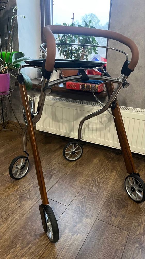 Ходунки-ролер  Let’s Go Indoor Rollator Te