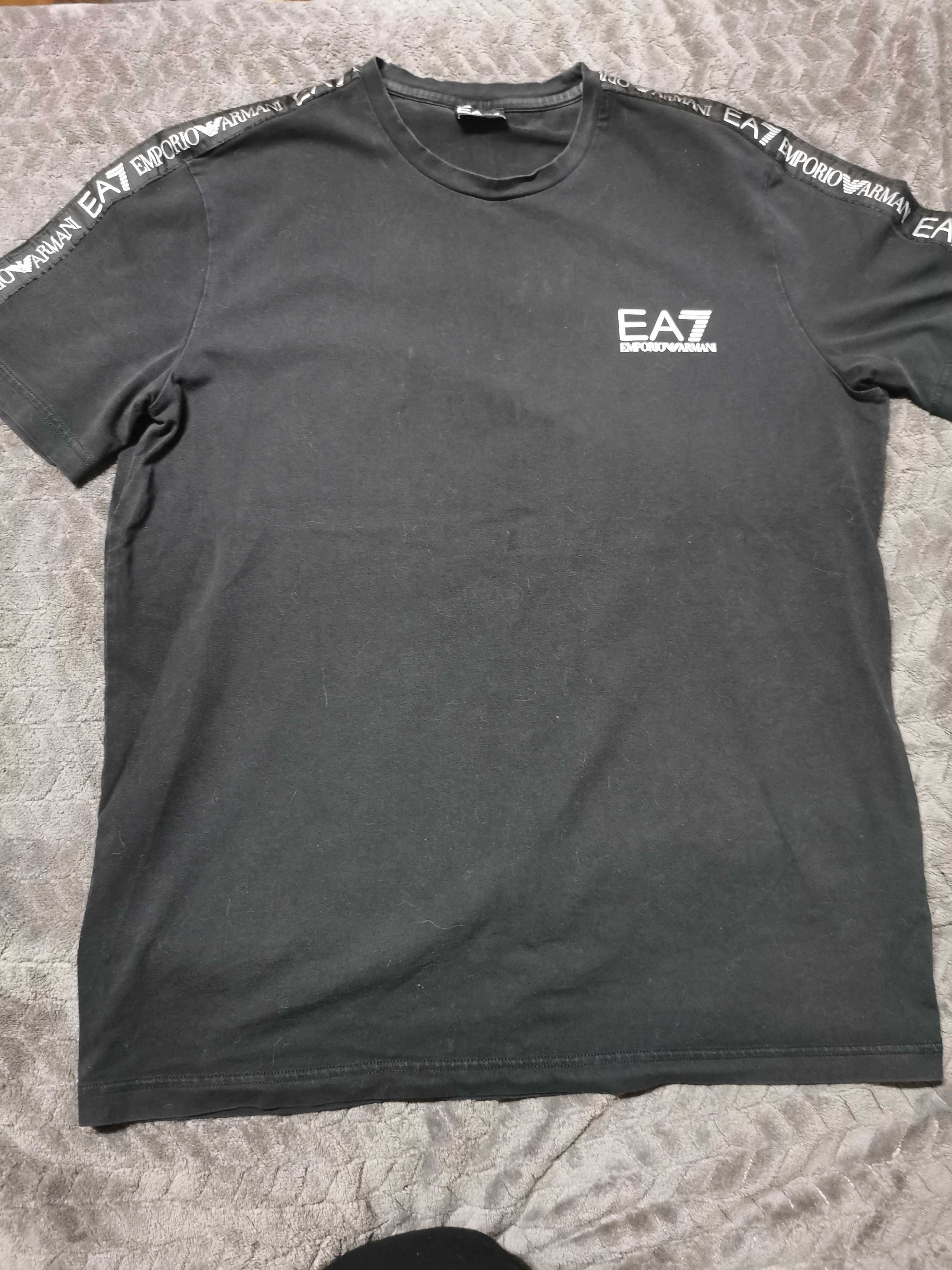 Czarna koszulka EA7-XXL