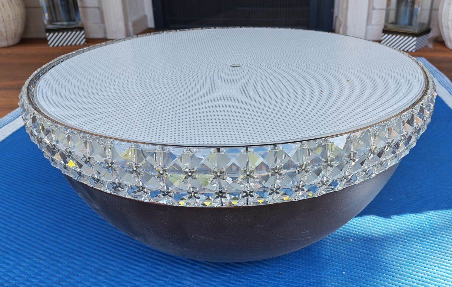 Lampa z kryształkami