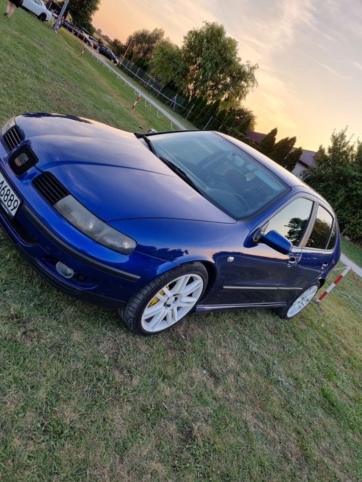 Seat Leon 1.8T 326koni 448Nm Sleeper Porsche cayenne turbo swap kuty