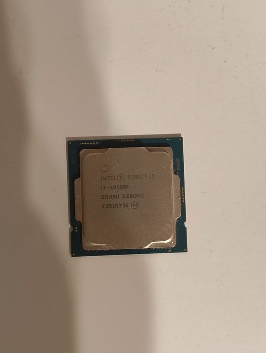 Procesor Intel Core i3 10100F