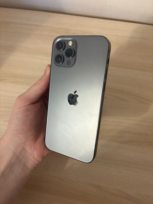 Продаю iPhone 12 Pro 128 GB