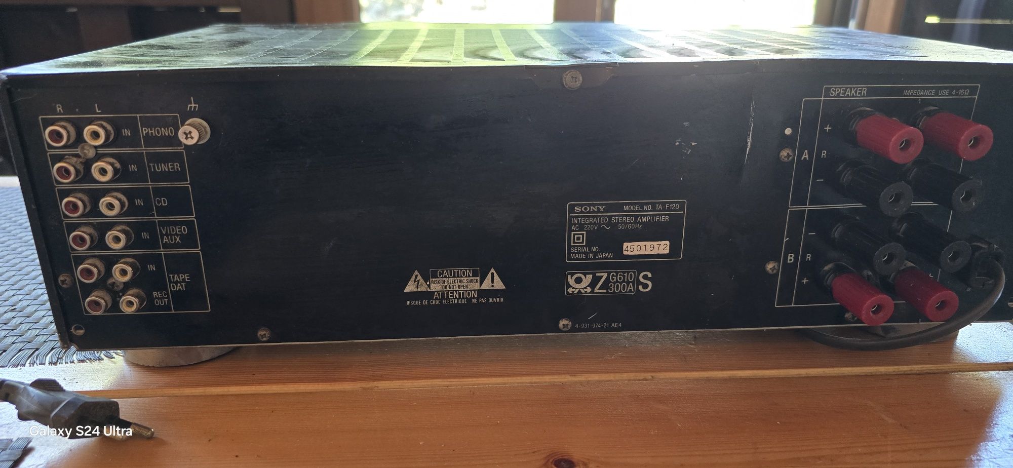 Wzmacniacz Sony f120