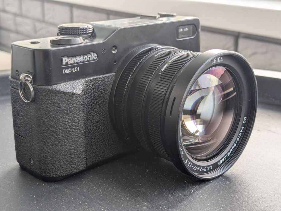 Panasonic Lumix  DMC-LC1