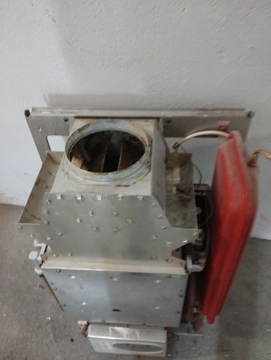 Piec gazowy NIKE STAR 23KW używany