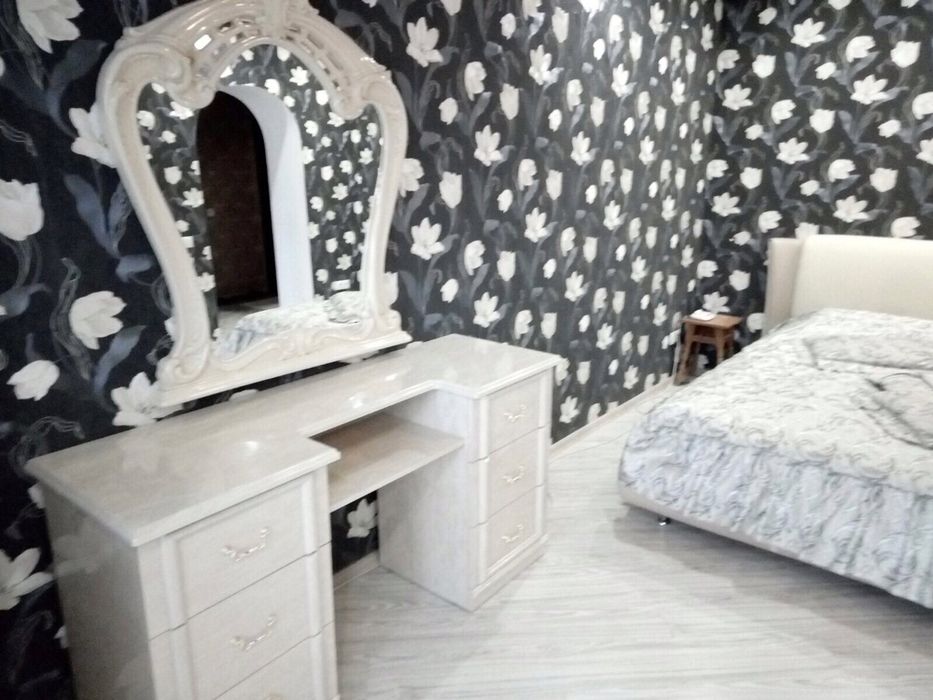 Сдам свою квартиру с евроремонтом долгосрочно,помесячно