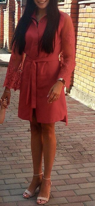 Плаття жіноче з поясом