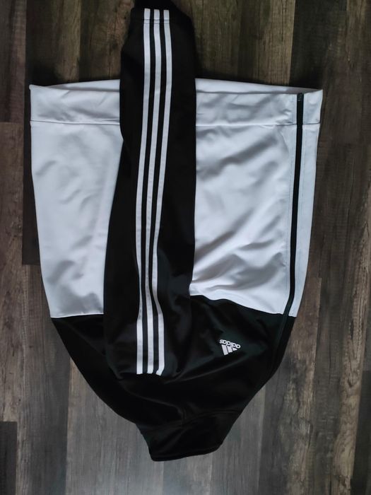 rozpinana sportowa bluza ADIDAS , jak nowa
