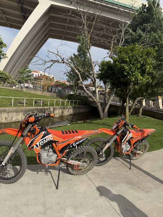 2 Moto cross ATOMIC XR 250CC teem 3 horas