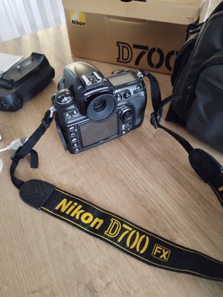 Aparat Nikon d700 + obiektyw