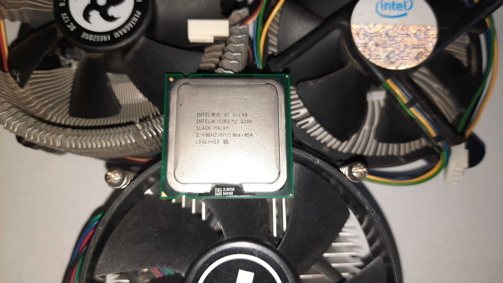 Procesor CPU Intel Core 2 Quad Q6600 SLACR 4x2,40GHz LGA 775