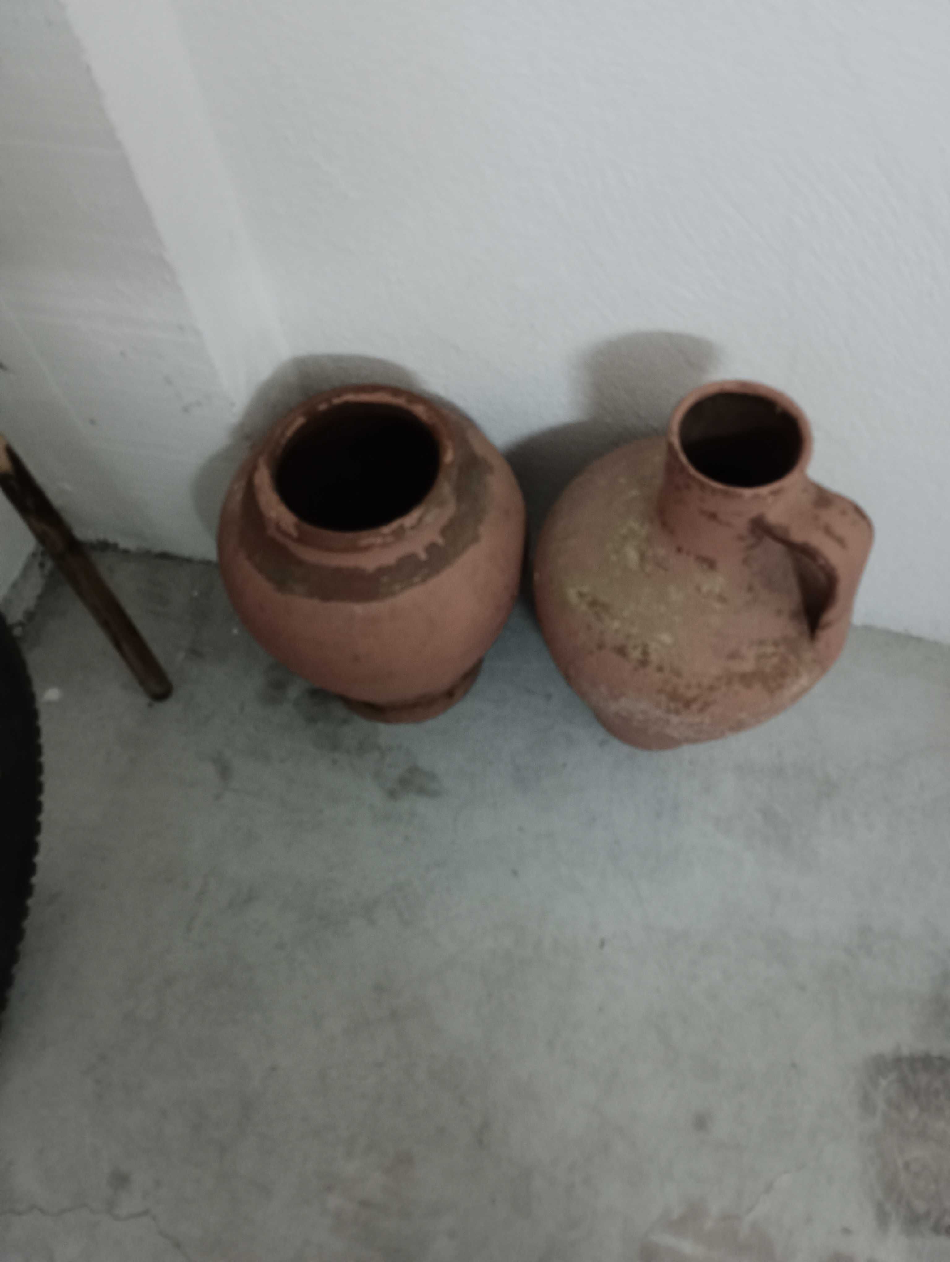 Potes de barro para decoração