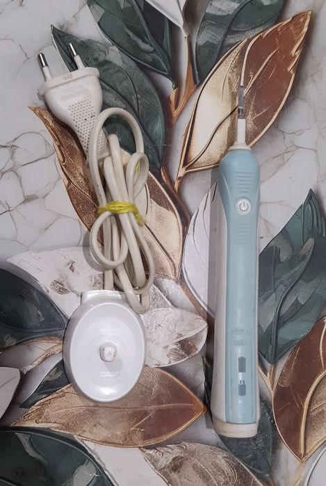 Ładowarka indukcyjną oral-b oral b