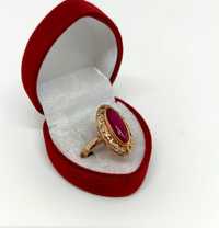 Złoty pierścionek z Rubinem PR.585 W:3,81gr R.11 InterSKLEP