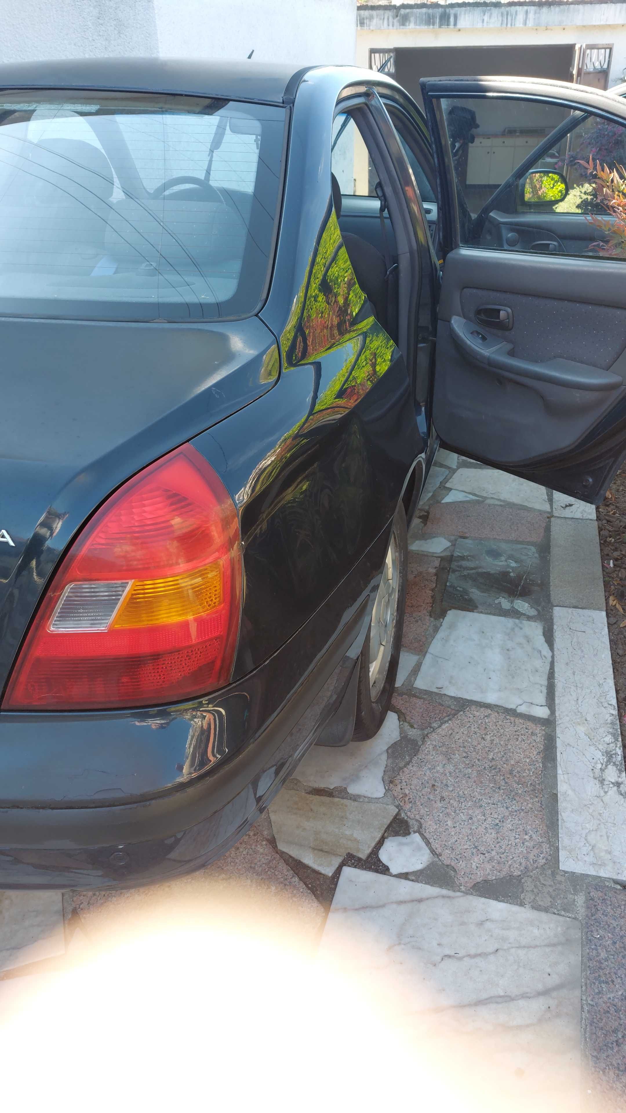 Hyundai Elantra 1,6 GLS