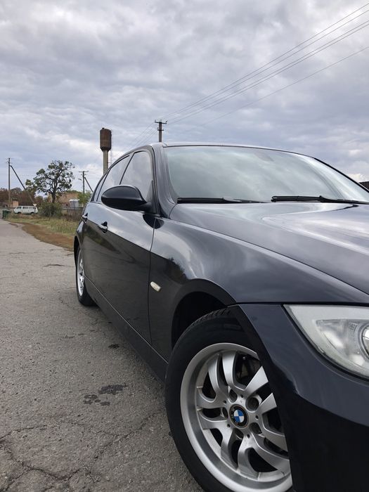 Продам bmw e90 N46B20B НЕ ФАРБОВАНА