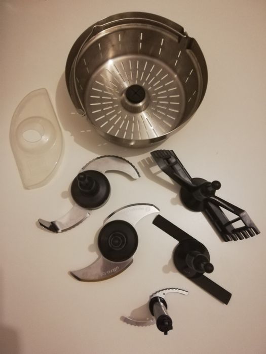 Robot de Cozinha “Moulinex Cuisine Companion” – excelente estado