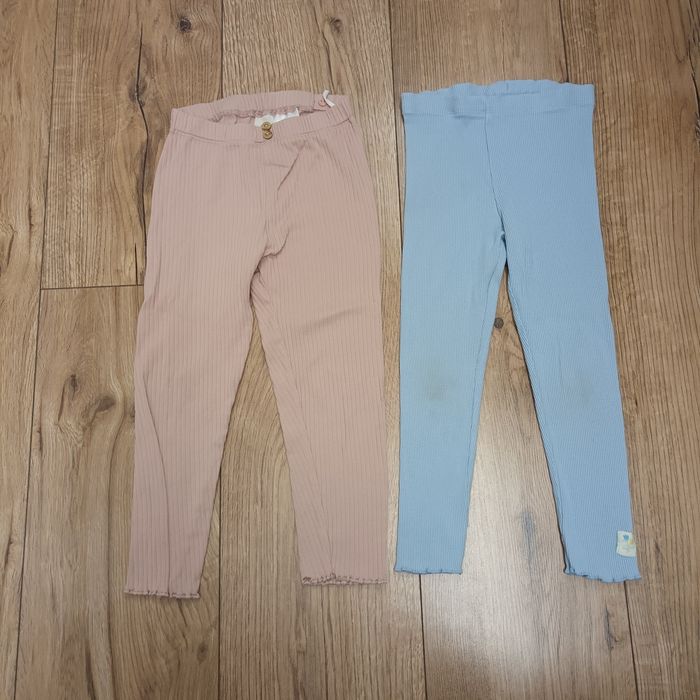 Prążkowane legginsy 104 H&M F&F bawełniane spodnie w prążki