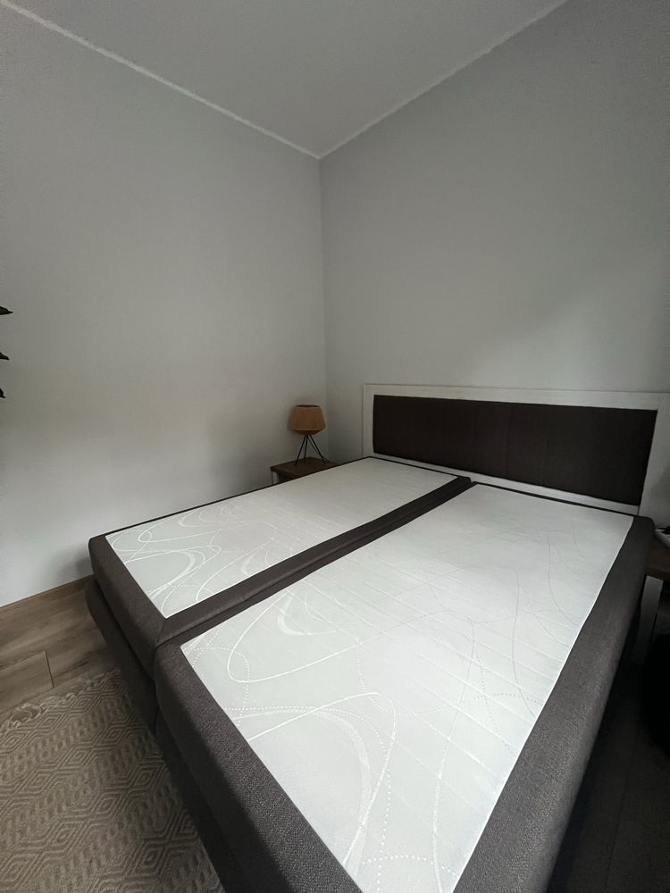 Łóżko King Size.