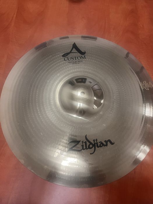 Prato zildjian A Custom Medium Ride